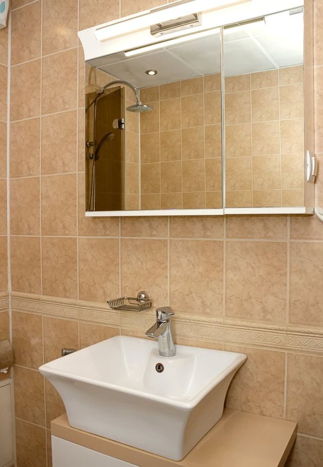 Cozy 1BD Apartment with Free Parking in the Area