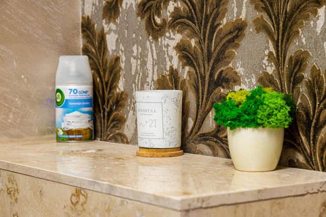 Sunny Modern 1BR Retreat with Cozy Balcony