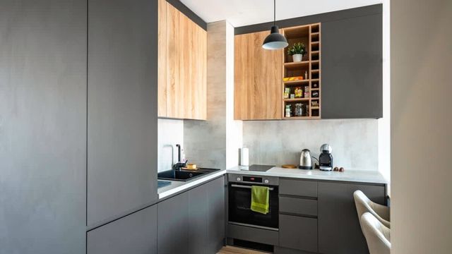 Simon's Apartment - 1BDR at Cherkovna Residence