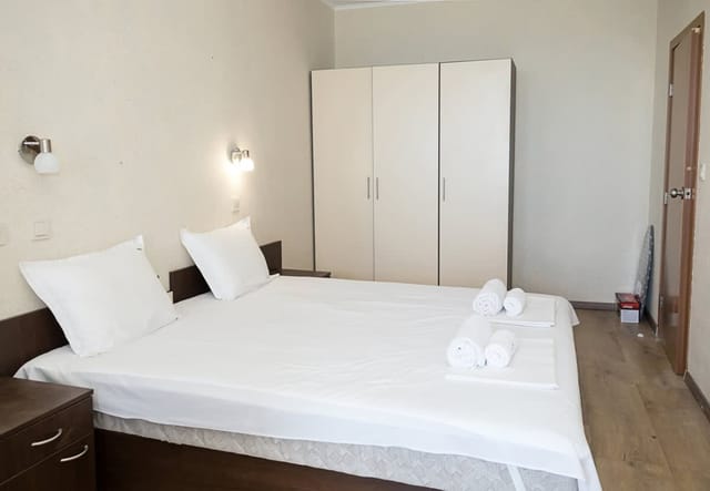 Cozy Retreat with Sea View & Balcony | Nikea Park