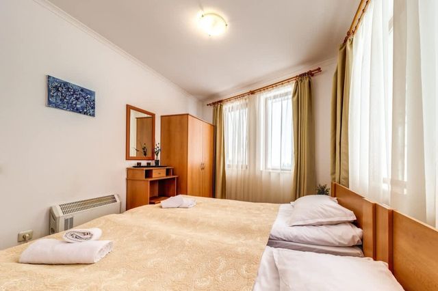 Alpine Haven 2-Bedroom Escape in Pamporovo