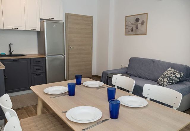 Modern 2-Bedroom Flat with Balcony in Azur Premium