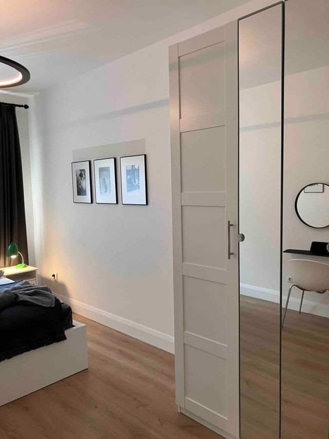 A French affair. With parking, style and elegance.