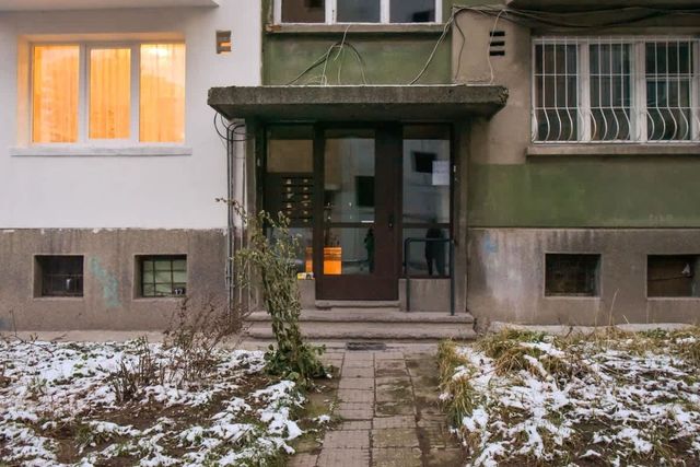 Vintage Spot - Colorful One-Bedroom Apartment