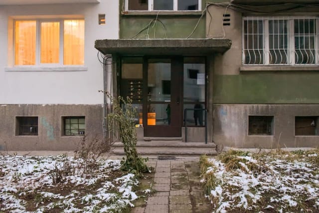 Vintage Spot - Colorful One-Bedroom Apartment