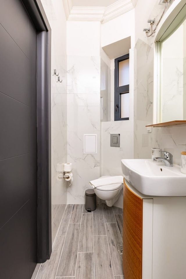 Central Apartments with Garden view - Apt No. 4