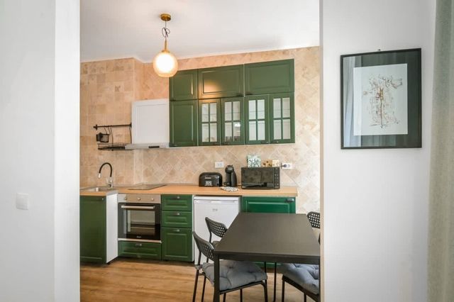 Floral Studio Retreat in Sofia City Center - Photo 2