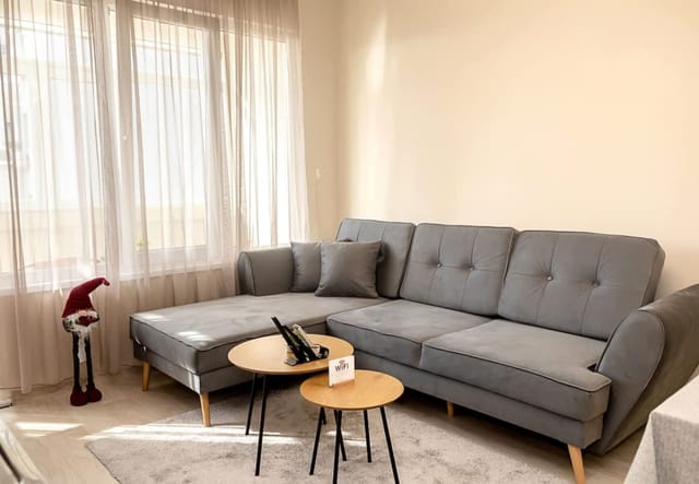 Bright One-Bedroom Flat with Balcony | Quiet Area