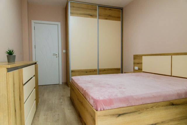 1BD Retreat with Balcony in Vibrant Varna District