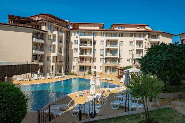 Nice 2 bedroom apartment in Sunny Beach Hills