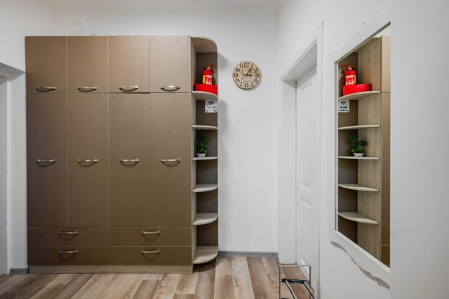 Central 1BD Next to Womens Market and Sofia's Gems