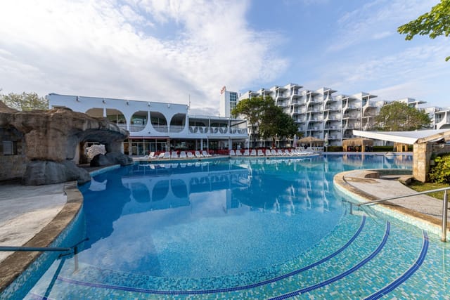 Laguna Beach Hotel in Albena