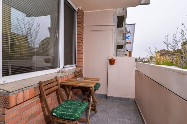 Comfortable One Bedroom Apartment in Zona B5