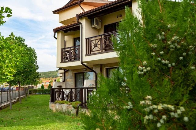 Cozy Villa Imperial Heigts