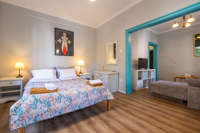 Great Central Cozy Apartment