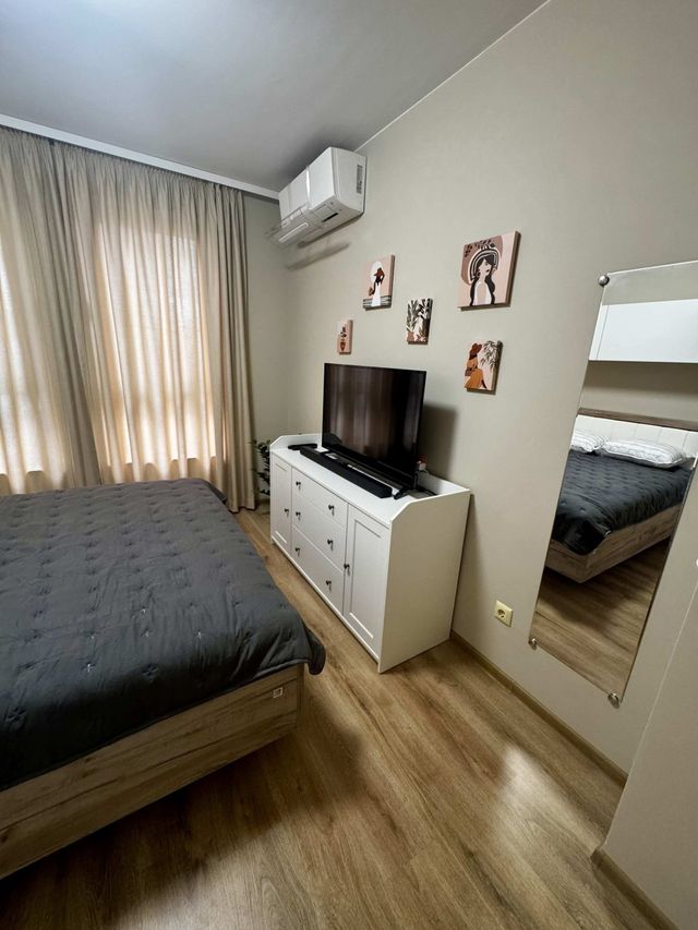 1BD Apartment next to the Sea Garden