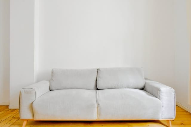 Classic Charm ~ 2BD Central Apartment