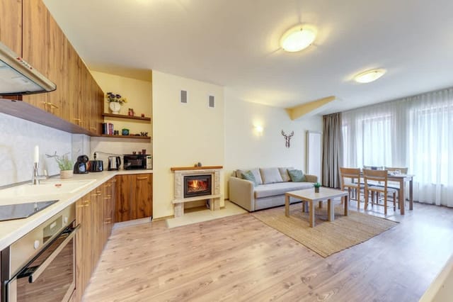 Cosy 1BD Apt w/ Free Parking and Balcony