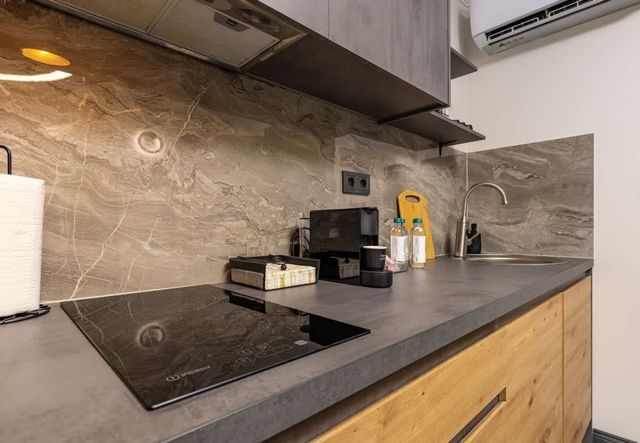 Central Apartments with Garden view - Apt No. 5