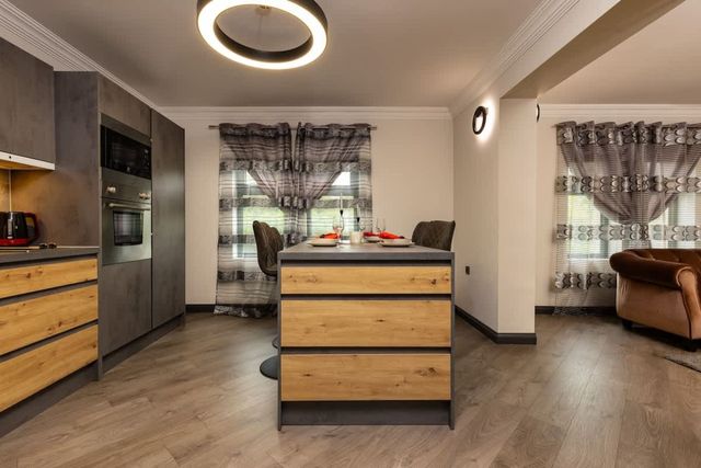 Central Apartments with Garden view - Apt No. 6