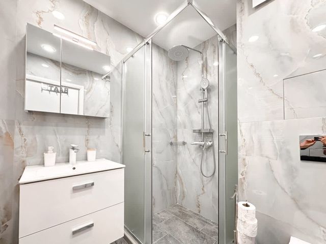 Crème Lux - Elegant 1BD in Manastirski Livadi - Photo 3