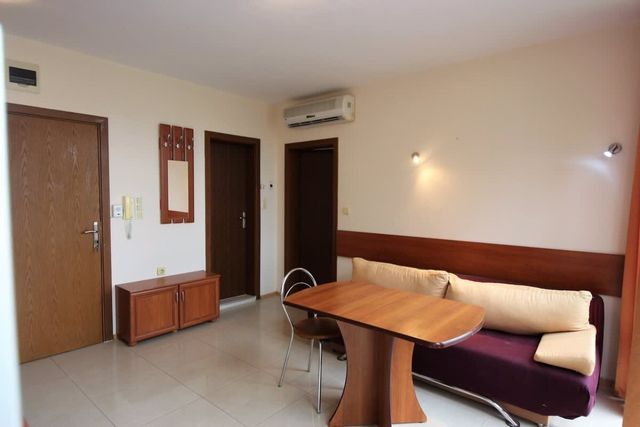 Cozy apartment in komplex Eden