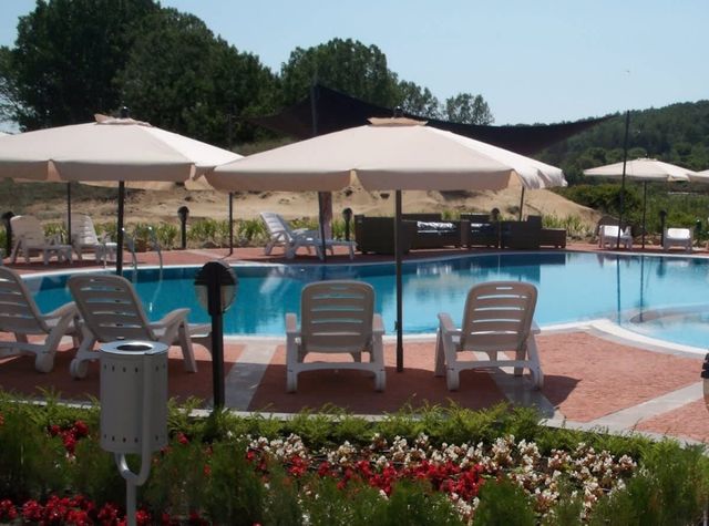 Cozy South Pearl  Pool View Studio for Family