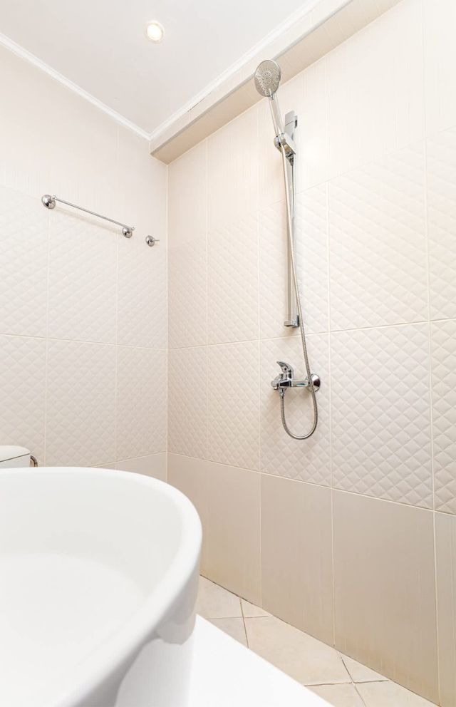 Downtown 1BD Apartment w/ Cosy Balcony