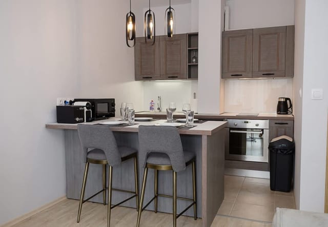 Moonlight Terrace – Panoramic Views, Luxe Comfort - Photo 3