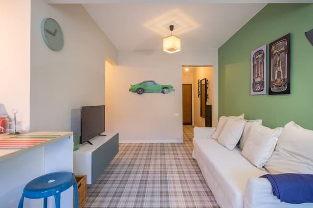 Enjoy The Ride | 2-BDR Lozenec Central Apartment