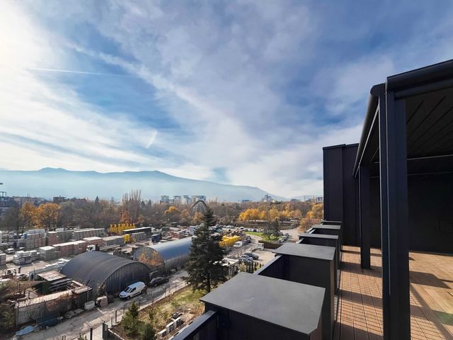 Hayashi Hotel - Glamourous 2BDR with a View