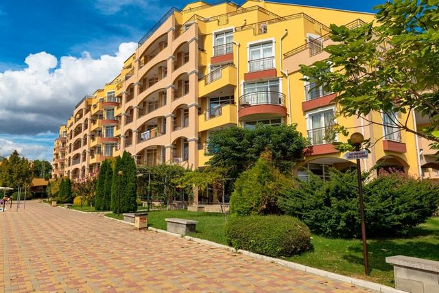 Aheloy Palace - Luxury apartment for 5 person