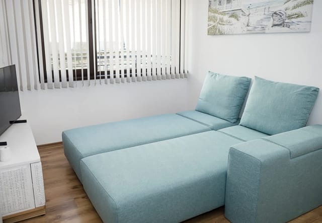 Cozy Seaside Escape – in Central Balchik