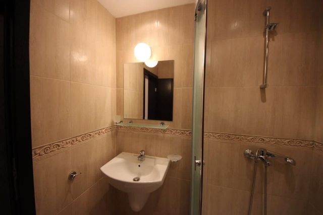 Sunny Apartment with terrace in Horyzont