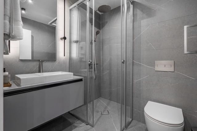 Stylish 1BR with Balcony & Parking | Skyline Varna