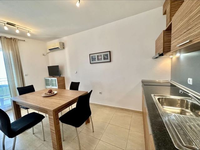 Cozy Aheloy  Marina Cape  Nice 2 bed sea view