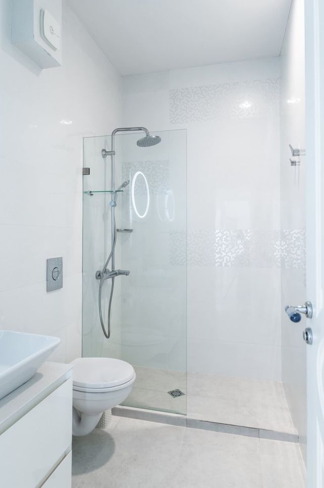 Vitosha Str 2BD White & Blue Apt