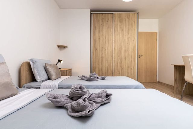 Stylish 2BD Apartment with a Nice Cozy Terrace