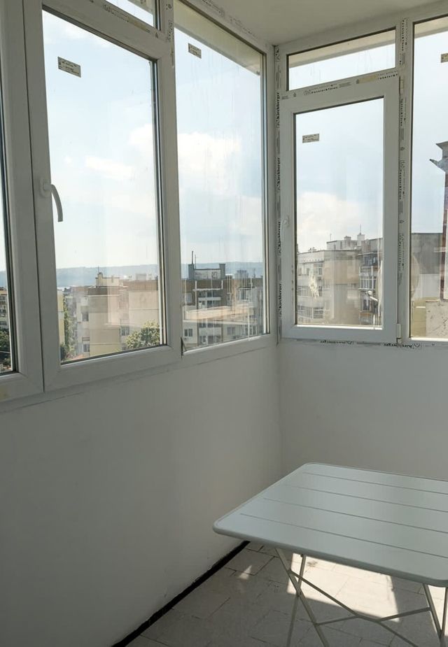 Bright & Airy Flat with 2 Bedrooms – Urban peace