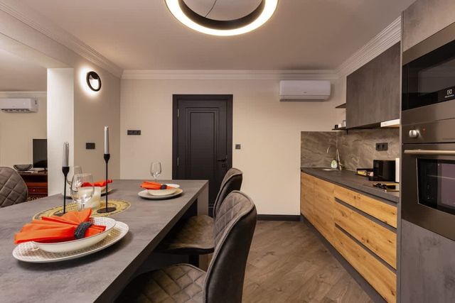 Central Apartments with Garden view - Apt No. 6 - Photo 3