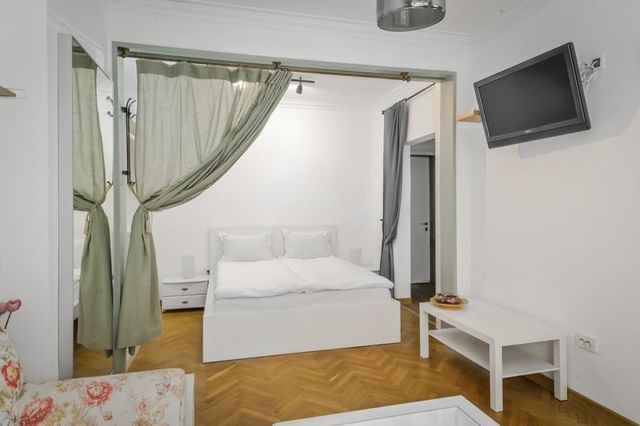 Floral Studio Retreat in Sofia City Center