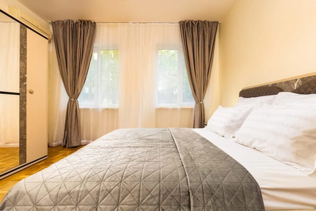 Bright Plovdiv Escape: Modern & Cozy 1BD Apartment