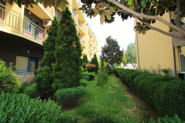 Cozy studio in Jasmine Club