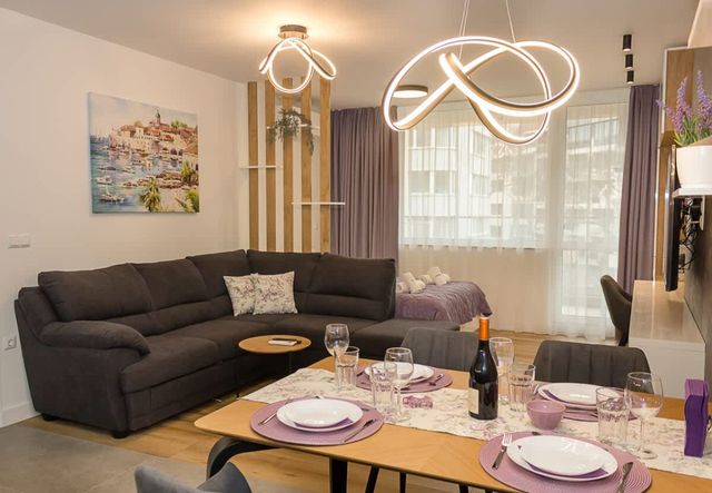 Modern Seaside Retreat 1BD Apartments - Photo 3