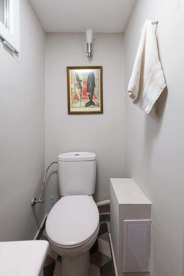 The Old Town Vintage 2-Bedroom Jewel