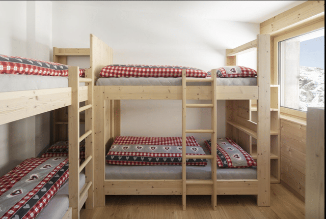 Rifugio Petrarca Hut