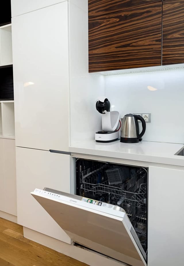 Modern Elegance in Varna – Spacious 3-Bedroom Home