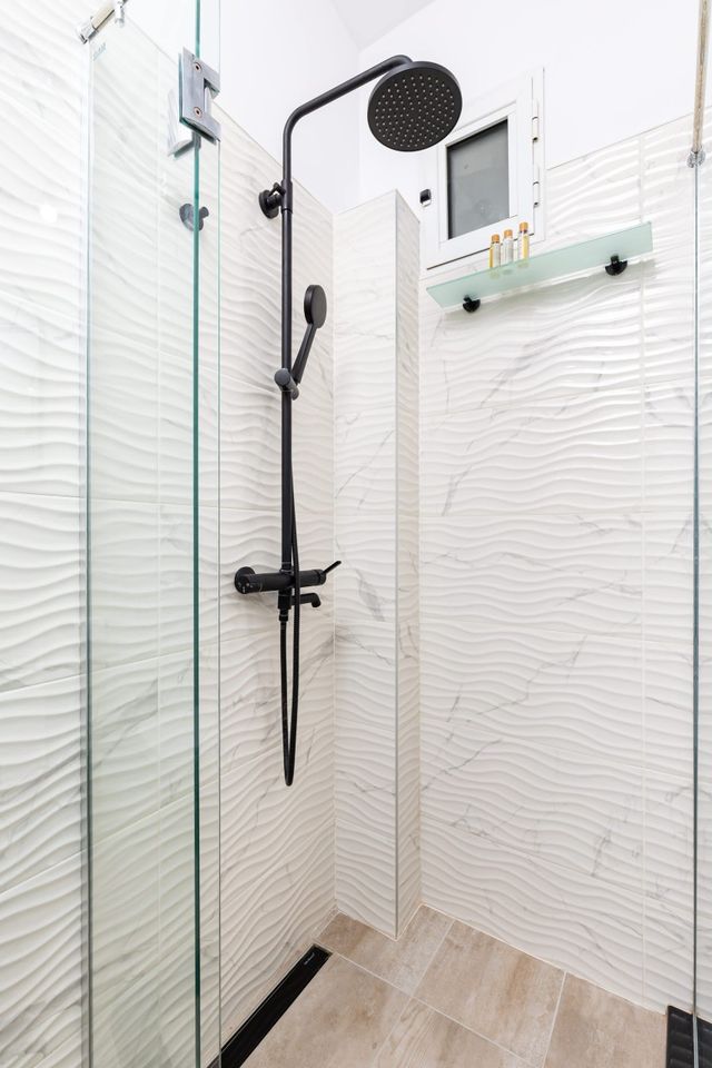 Cozy Floor from a House Near the City Center