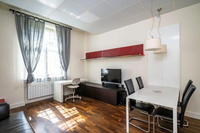 1BD Apartment - Perfect Central Location