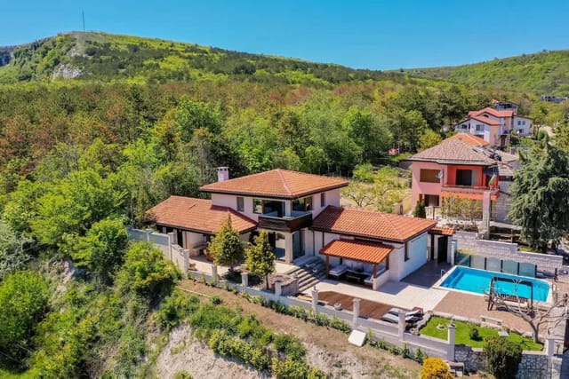 Villa Cook - Sea View / Heated Pool 10ppl@Balchik